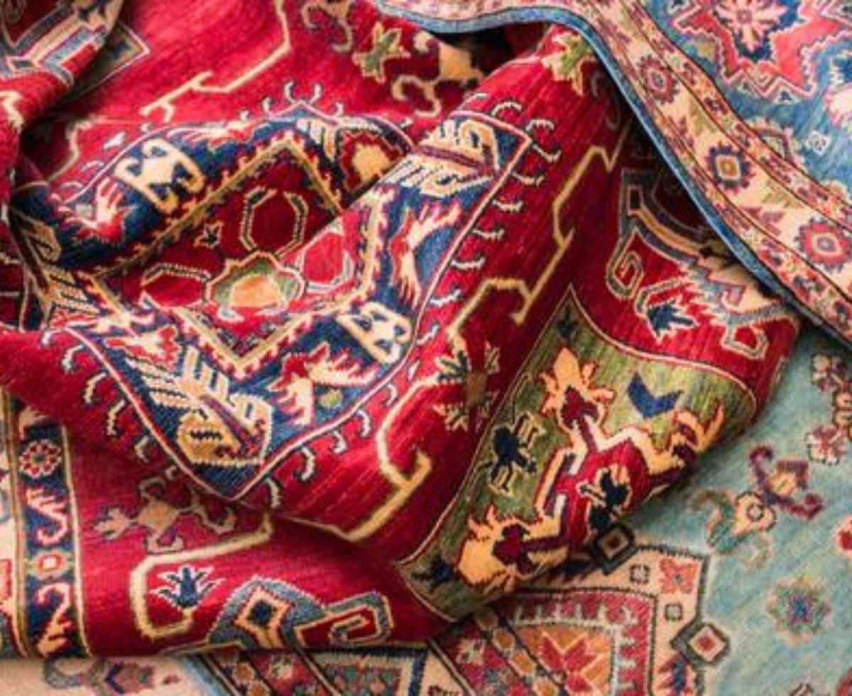 Persian Rugs Vs Oriental Rugs – What's the Difference?